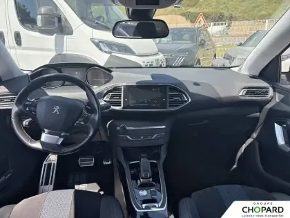 Photo 14 Peugeot 308  PureTech 130ch S&S EAT8