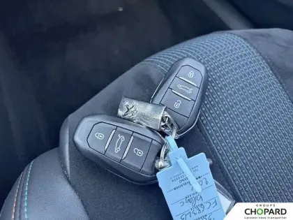 Photo 13 Peugeot 308  PureTech 130ch S&S EAT8