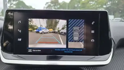 Photo 25 Peugeot 2008  PureTech 100 S&S BVM6