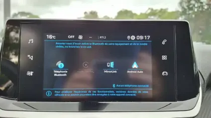 Photo 20 Peugeot 2008  PureTech 100 S&S BVM6