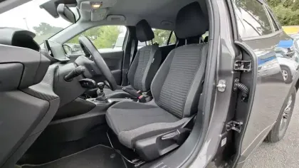 Photo 12 Peugeot 2008  PureTech 100 S&S BVM6