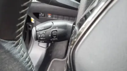 Photo 30 Peugeot 2008  PureTech 100 S&S BVM6