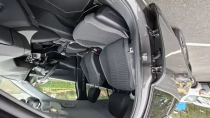 Photo 15 Peugeot 2008  PureTech 100 S&S BVM6
