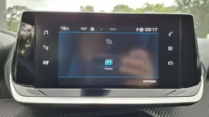 Photo 22 Peugeot 2008  PureTech 100 S&S BVM6