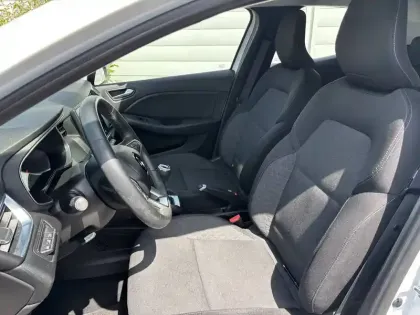 Photo 10 Renault Clio  E-Tech hybride 145