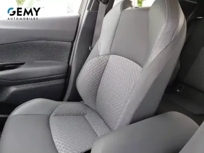 Photo 37 Toyota C-HR  Hybride 1.8L