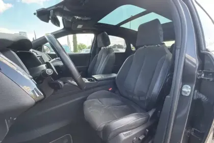 Photo 8 DS DS 7 DS7 Crossback Hybride 300 E-Tense EAT8 4x4