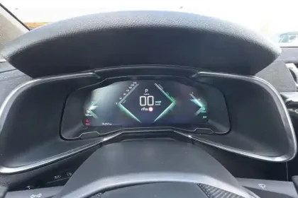 Photo 12 DS DS 7 DS7 Crossback Hybride 300 E-Tense EAT8 4x4