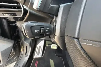 Photo 23 DS DS 7 DS7 Crossback Hybride 300 E-Tense EAT8 4x4