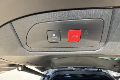 Photo 36 DS DS 7 DS7 Crossback Hybride 300 E-Tense EAT8 4x4