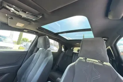 Photo 29 DS DS 7 DS7 Crossback Hybride 300 E-Tense EAT8 4x4