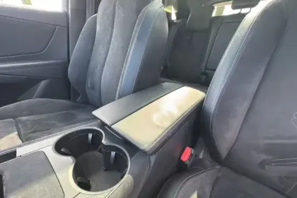 Photo 24 DS DS 7 DS7 Crossback Hybride 300 E-Tense EAT8 4x4