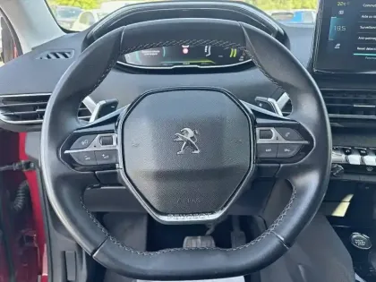 Photo 29 Peugeot 3008  Hybrid 225 e-EAT8