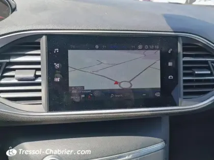 Photo 10 Peugeot 308  PureTech 130ch S&S EAT8 Allure Pack