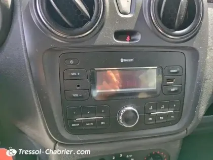 Photo 25 Dacia Dokker  SCe 100 Silver Line