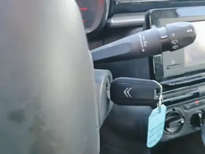 Photo 17 Citroën C3  BlueHDi 100 S&S BVM6 Feel