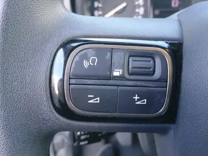 Photo 18 Citroën C3  BlueHDi 100 S&S BVM6 Feel