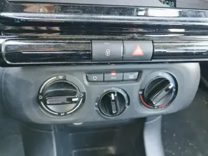 Photo 21 Citroën C3  BlueHDi 100 S&S BVM6 Feel