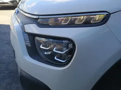 Photo 13 Citroën C3  BlueHDi 100 S&S BVM6 Feel