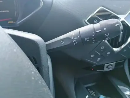 Photo 17 DS DS 3  Hybride 136 e-DCT6 Pallas