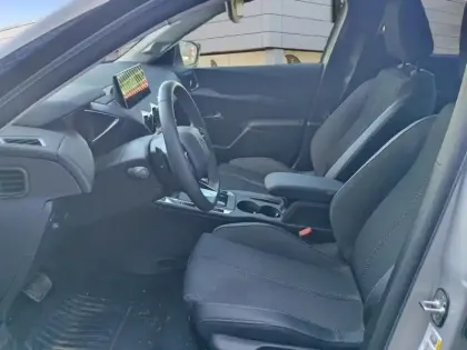 Photo 8 DS DS 3  Hybride 136 e-DCT6 Pallas