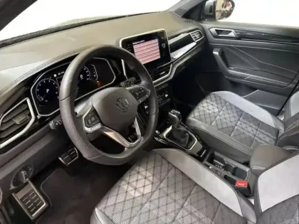 Photo 8 Volkswagen T-roc 1.5 TSI EVO2 150 Start/Stop DSG7 R-Line Edition