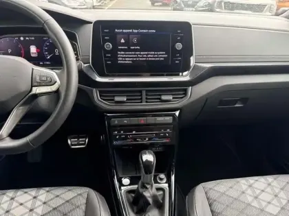 Photo 9 Volkswagen T-cross 1.0 TSI 116 Start/Stop DSG7 R-Line Edition