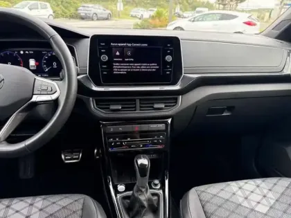 Photo 19 Volkswagen T-cross 1.0 TSI 116 Start/Stop DSG7 R-Line Edition