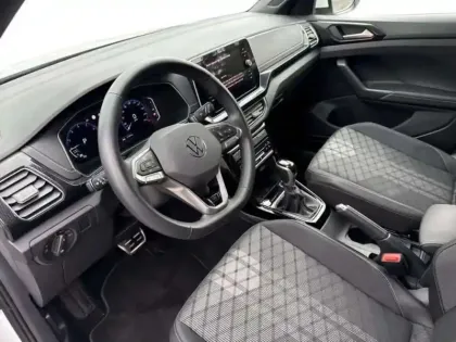 Photo 18 Volkswagen T-cross 1.0 TSI 116 Start/Stop DSG7 R-Line Edition