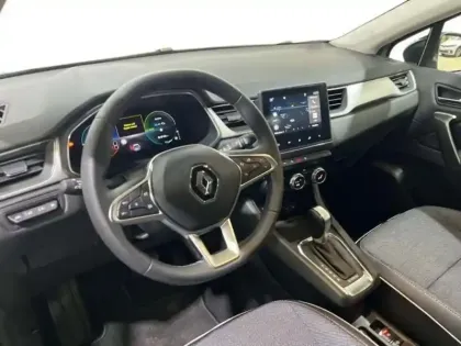 Photo 8 Renault Captur E-Tech Plug-in 160 - 21 Intens