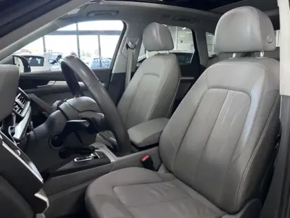 Photo 18 Audi Q5 2.0 TDI 163 design luxe Quattr