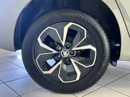 Photo 13 Skoda Kamiq Ambition Car  Play Clim Auto R