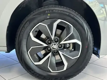 Photo 12 Skoda Kamiq Ambition Car  Play Clim Auto R