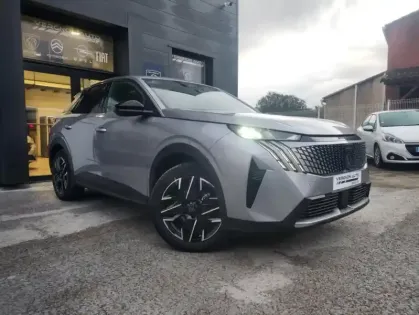 Photo 22 Peugeot 3008 III 1.2 HYBRID 136 E-DCS6 ALLURE