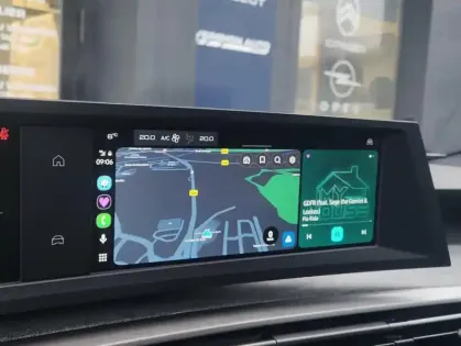Photo 9 Peugeot 3008 III 1.2 HYBRID 136 E-DCS6 ALLURE