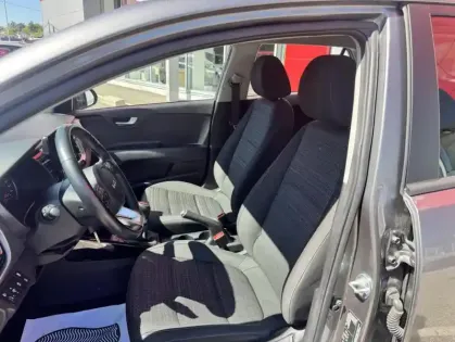 Photo 11 Kia Stonic 1.0 T-GDi 100 ch BVM6 Active