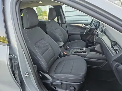 Photo 26 Ford Kuga 2.5 Duratec 190ch FHEV E85 Titanium BVA