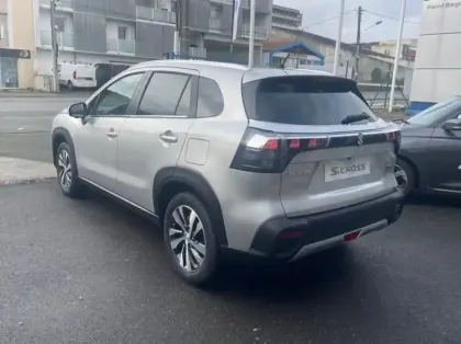 Photo 12 Suzuki S-Cross 1.4 Boosterjet Hybrid 129ch Style