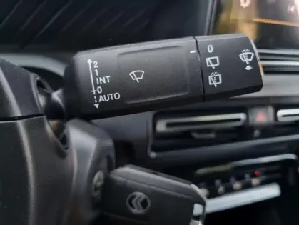 Photo 12 Citroën C3 Aircross II Turbo 100 BVM6 PLUS