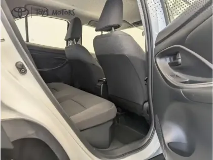 Photo 7 Toyota Yaris Hybride 1.5 HYBRID 116H DYNAMIC AUTO