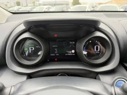 Photo 21 Toyota Yaris Hybride 1.5 HYBRID 116H DYNAMIC BUSINESS