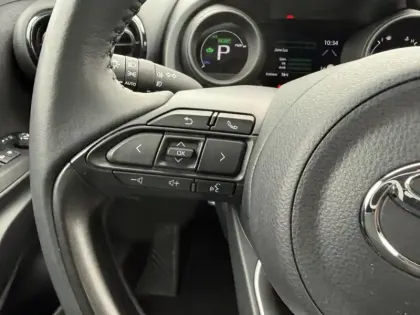 Photo 20 Toyota Yaris Hybride 1.5 HYBRID 116H DYNAMIC BUSINESS