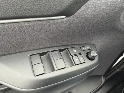 Photo 14 Toyota Yaris Hybride 1.5 HYBRID 116H DYNAMIC BUSINESS