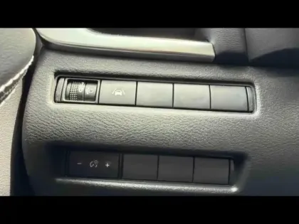 Photo 18 Nissan Qashqai e-POWER 190ch N-Connecta + Toit panoramique + Pack Hiver