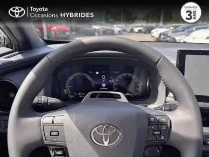 Photo 12 Toyota C-HR  2.0 Hybride Rechargeable 225ch Graphic MY26