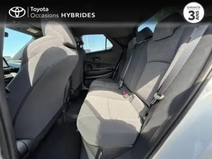 Photo 11 Toyota C-HR  2.0 Hybride Rechargeable 225ch Graphic MY26