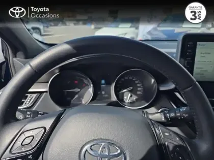 Photo 12 Toyota C-HR  1.8 Hybride 122ch Dynamic E-CVT