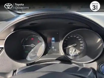 Photo 13 Toyota C-HR  1.8 Hybride 122ch Dynamic E-CVT