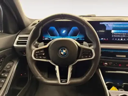Photo 19 BMW Serie 3 Série 3 Touring 330eA 292ch M Sport