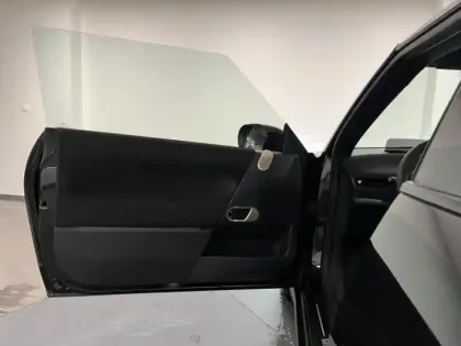 Photo 6 Mini Cooper  3 Portes E 184ch Favoured